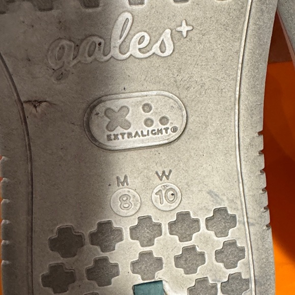 White nurse clogs - Picture 8 of 8